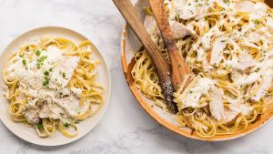 chicken-alfredo-pasta-wine-make your own wine